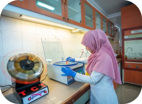 عکس Rectangle 12412 1 - زعفران بهرنگ